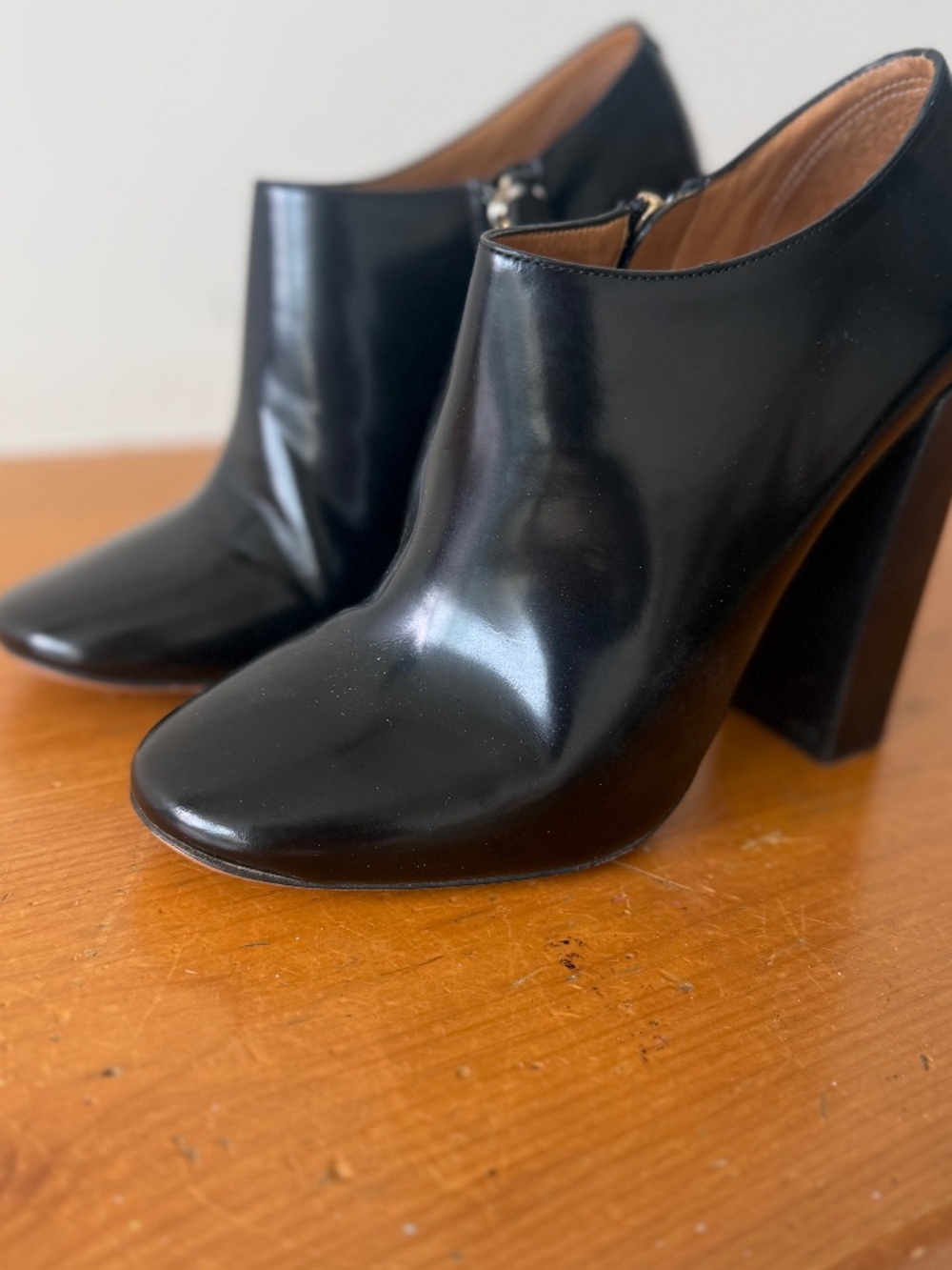 Chloé Black Leather Sculptural Block Heel Ankle Booties | Made in Italy | 38.5 /